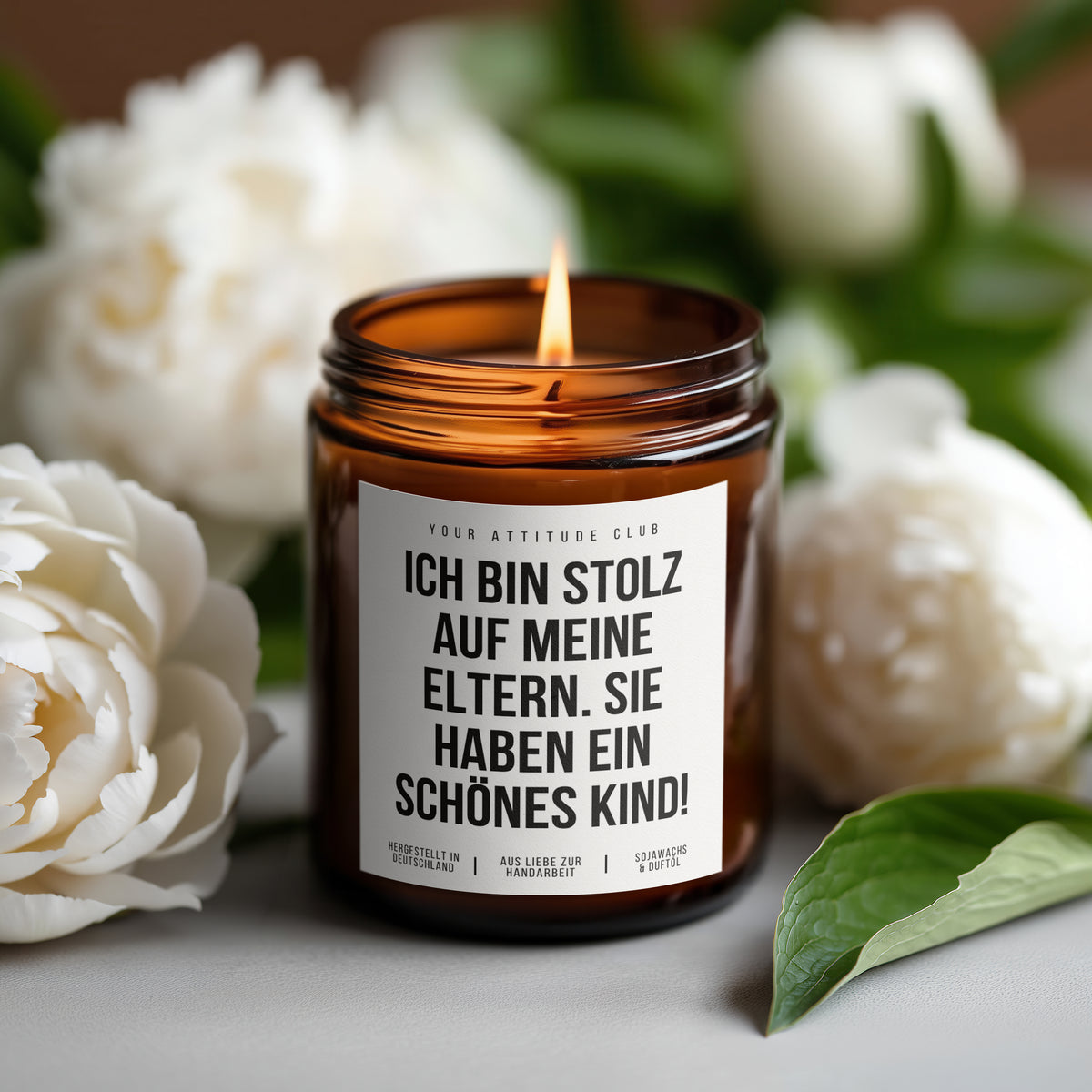 Ich bin stolz auf meine Eltern. Sie haben ein schönes Kind! | die perfekte Kerze für selbstironische Muttertagsgeschenke
