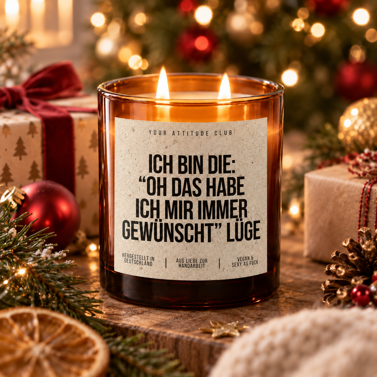 ICH BIN DIE: “OH DAS HABE ICH MIR IMMER GEWÜNSCHT” LÜGE – Weihnachtskerze Naturgras Etikett | Weihnachtsgeschenk | lustige Geschenkidee für Familie & Freunde