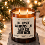 ICH HASSE WEIHNACHTEN, ABER ICH LIEBE DICH. – Weihnachtskerze Naturgras Etikett | Weihnachtsgeschenk für Partner:in | Geschenkidee Weihnachten