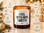 I FEEL BETTA WITH LAMETTA – Weihnachtskerze | Weihnachtsgeschenk | lustige Geschenkidee für Freunde, Kolleg:innen & Familie | Wichtelgeschenk