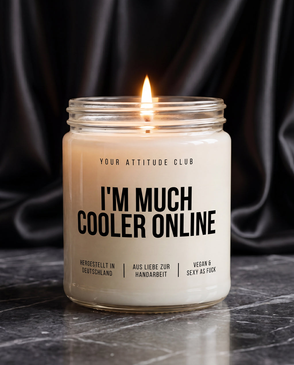 I'm Much Cooler Online | Freche Kerze, Social Media Geschenk, Introvert Geschenk, Dark Humor, Sojawachs Kerze, vegan, handgemacht