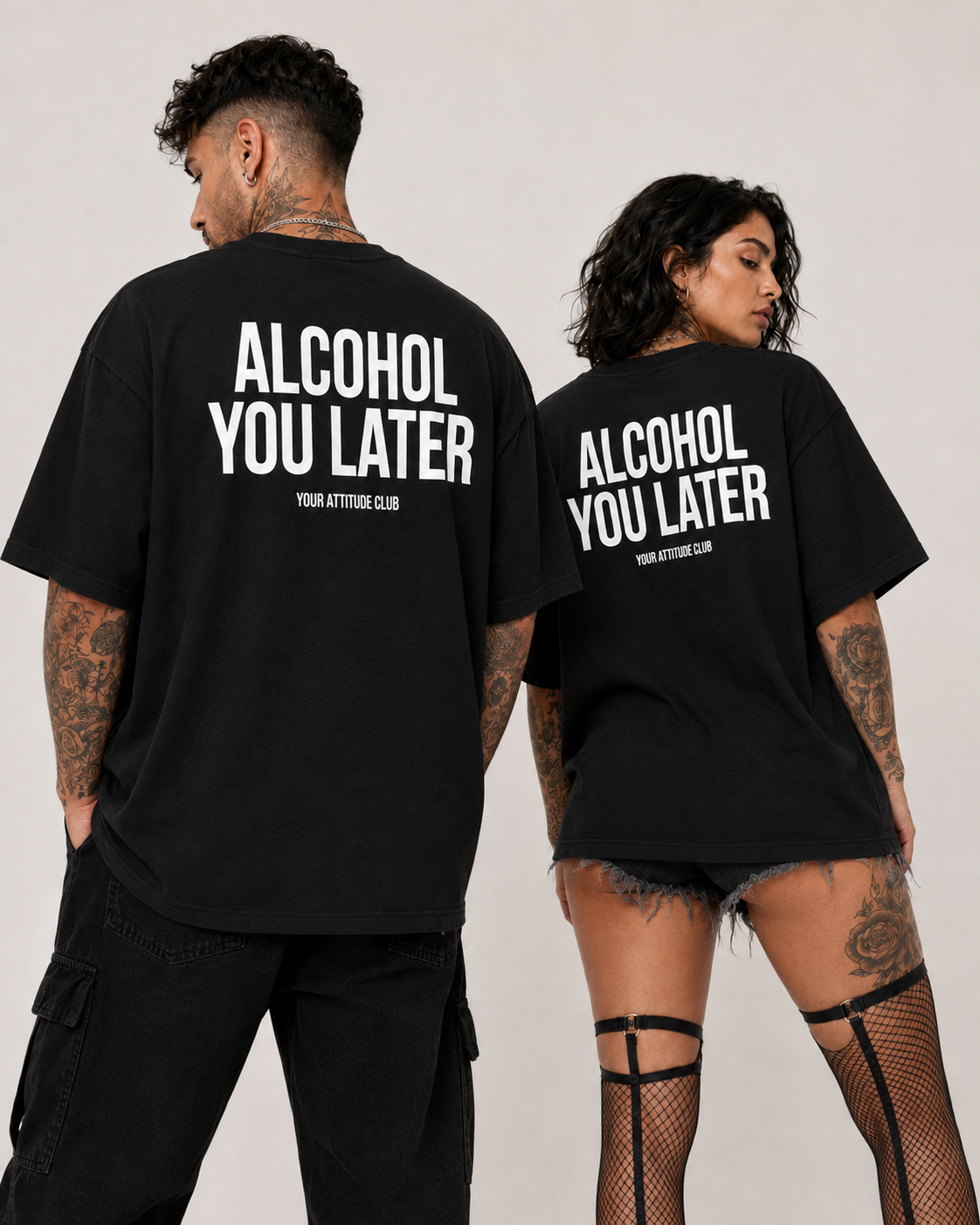ALCOHOL YOU LATER – weißes Unisex Oversize Shirt mit rotem Backprint, lustiges Party T-Shirt, Alkohol Spruch, Geschenk für Freunde, Festival Streetwear