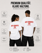 ANTI-ROMANTIC ERA – weißes Unisex Oversize Shirt mit rotem Backprint, Anti Valentine Statement T-Shirt, Single Geschenk, Streetwear