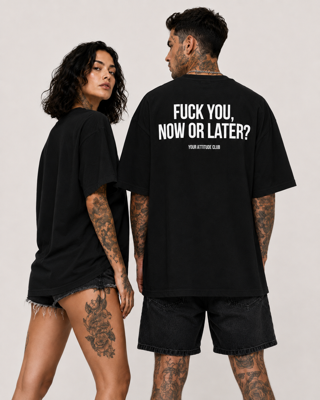 FUCK YOU, NOW OR LATER? – schwarzes Unisex Oversize Shirt mit weißem Backprint, freches Statement T-Shirt, Adult Humor, Streetwear Geschenk