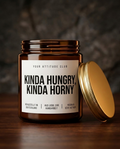 Kinda Hungry Kinda Horny | Kinky Sojawachs Kerze vegan handgemacht Geschenk frecher Spruch sexy Duftkerze Dark Humor Attitude Geschenk