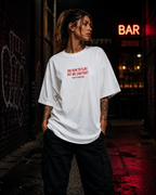 IDK HOW TO FLIRT BUT WE CAN FIGHT | Oversize Shirt Unisex mit Frontprint, Statement Shirt aus Bio-Baumwolle