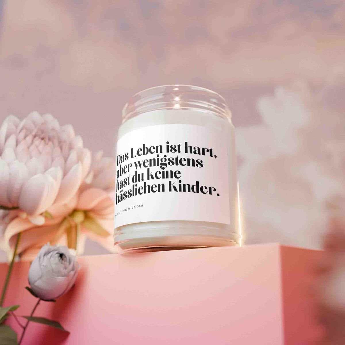 Geschenk Kerze von Your Attitude Club. Perfekt für Freunde, Familie, Kollegen und Partner.