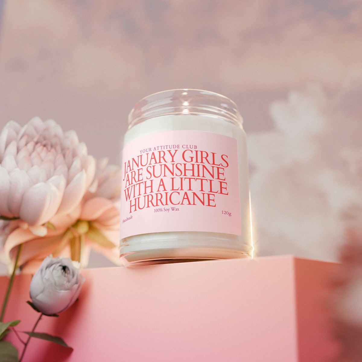 January Girls Are Sunshine With a Little Hurricane – Geburtstagskerze personalisiert, Geschenkidee Frau Januar, Duftkerze 120ml, Etikettfarb