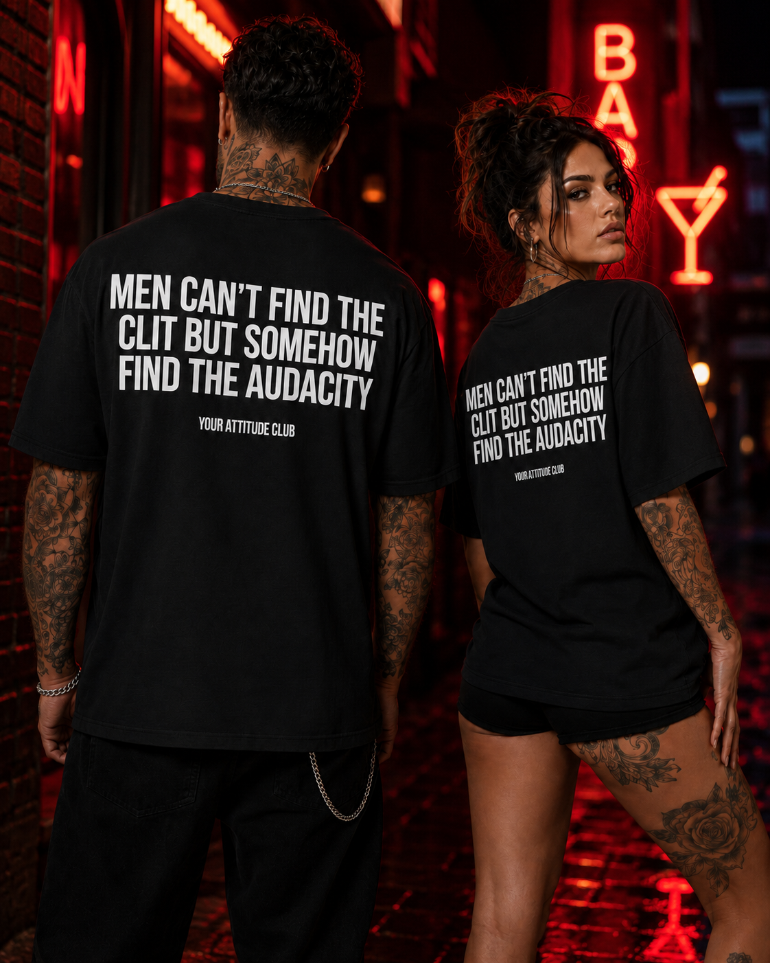 MEN CAN’T FIND THE CLIT BUT SOMEHOW FIND THE AUDACITY – Weißes Oversize Unisex Shirt, roter Backprint, freches Statement Shirt, Funny T-Shirt