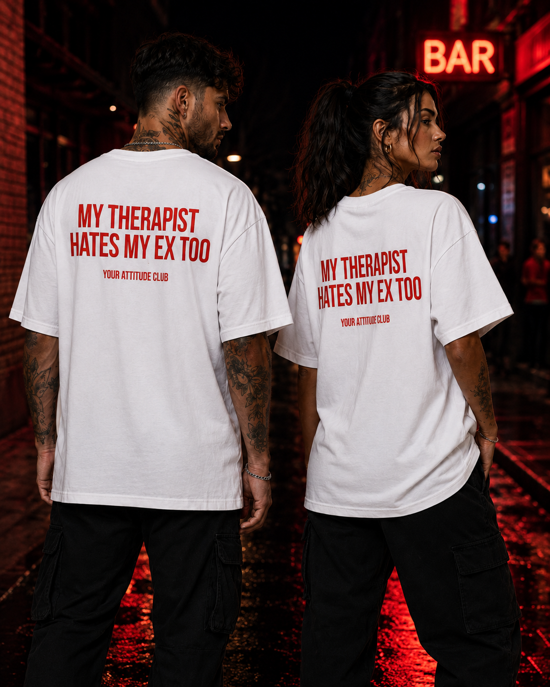 MY THERAPIST HATES MY EX TOO – Schwarzes Oversize Unisex Shirt mit weißem Backprint, Ex Freund Shirt, lustiges Statement Tee, Sarkasmus, Breakup Geschenk