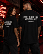 SORRY FOR WHAT I SAID WHEN IT WAS 38°C – Schwarzes Oversize Unisex Shirt, lustiges Sommer Shirt, Hitzewelle Spruch, Funny Statement Backprint